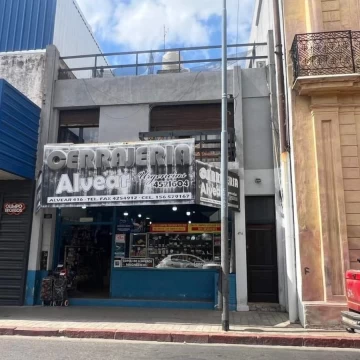 Local Comercial mas Departamento en Planta Alta  Oportunidad de Inversión!!!