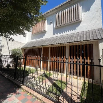 ¡Casa en Venta en Barrio Empalme, a Metros de Av. Sabattini!
