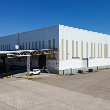 DEPOSITO AAA . ROCIADORES, DOCKS Y RAMPAS . PREDIO CERRADO CON SEGURIDAD