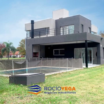 Casa en venta en Country Boca Raton, Pilar 100
