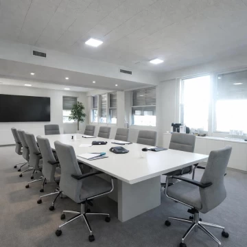 Alquiler de Importante oficina reacondicionada en Microcentro, con cocheras