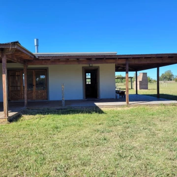 VENTA DE CASA QUINTA CHACRA EN MERCEDES LOTE DE 1 HA