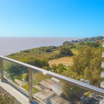 3 ambientes con balcón terraza en Olivos con Vista al Rio y cochera