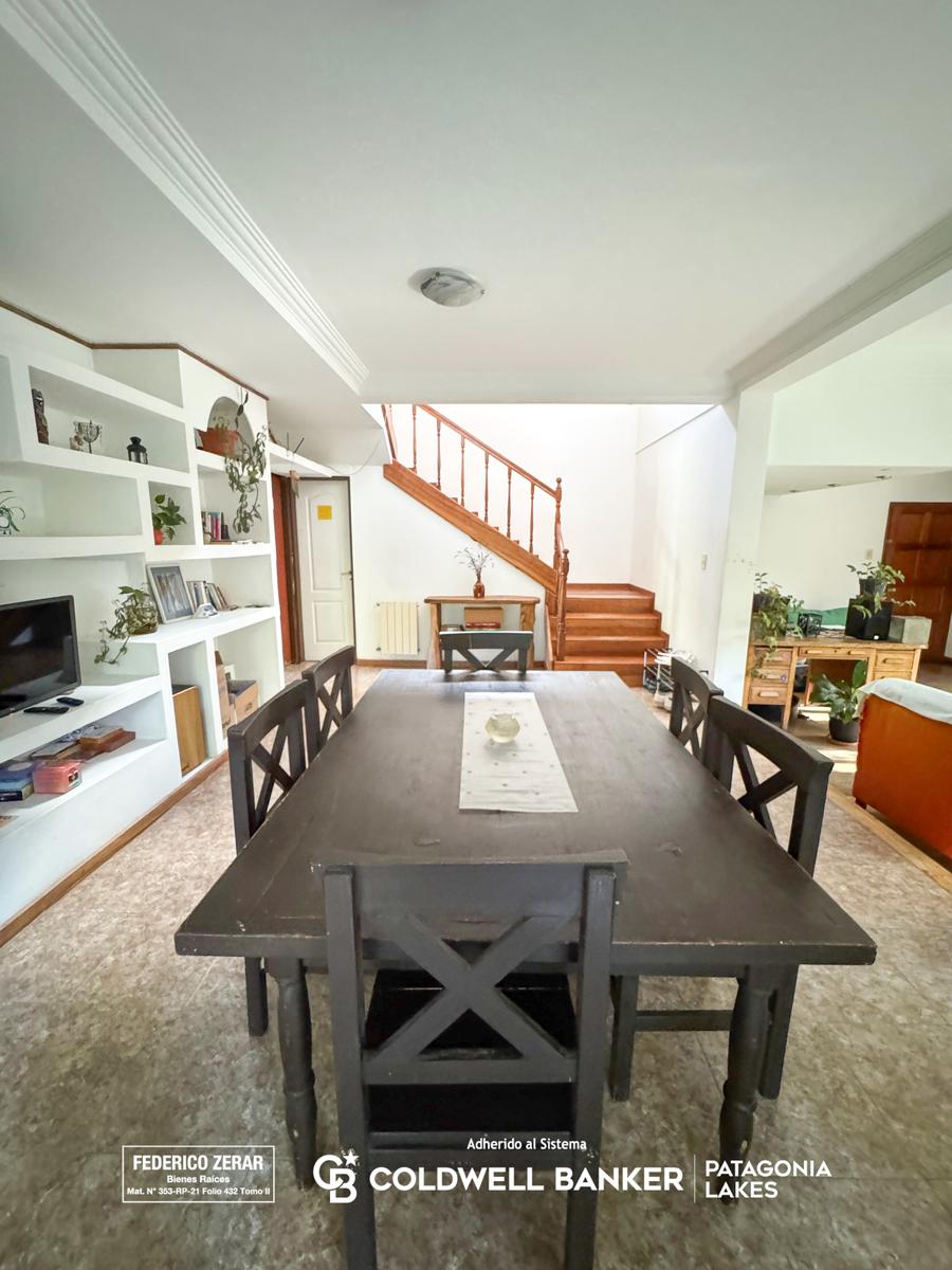 Comedor vista escaleras
