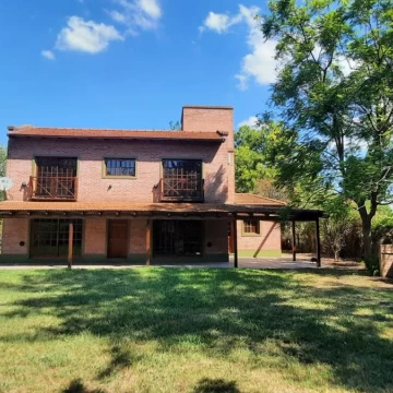 Casa a la venta en B° Cerrado Villa Rosa