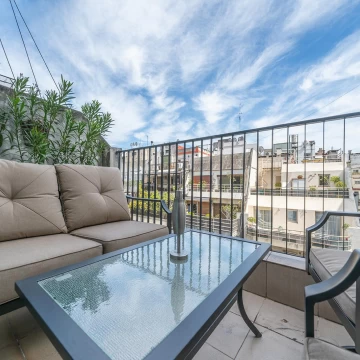 Dúplex con cochera y terraza. 3 dormitorios