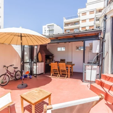 VENTA PH 3 AMB VILLA URQUIZA CON TERRAZA Y QUINCHO