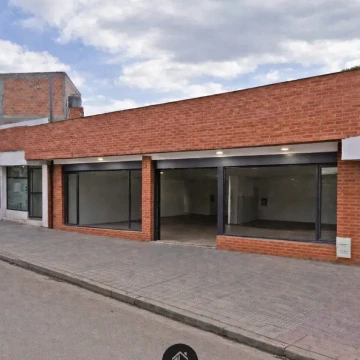 EN ALQUILER - SALÓN COMERCIAL CON UBICACIÓN ESTRATEGÍCA - MARTIJENA Nº 30 - PALPALÁ