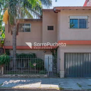 Venta casa 4 ambientes Villa Sarmiento