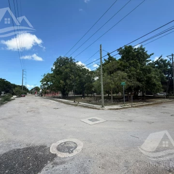 Terreno en Venta en Av. 20 de Noviembre