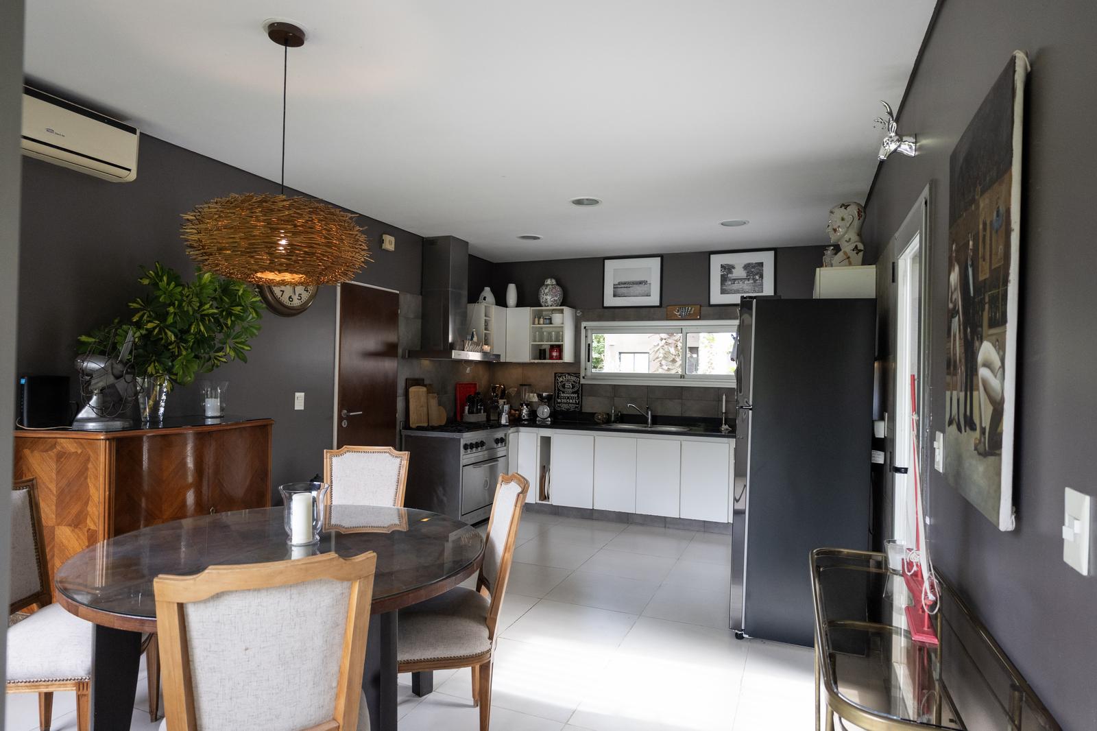 cocina con comedor