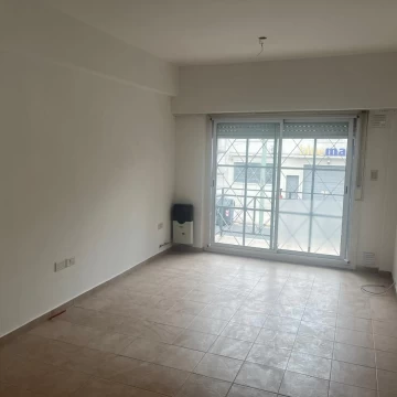 Venta de Departamento 3 Ambientes en parque chacabuco, Capital Federal