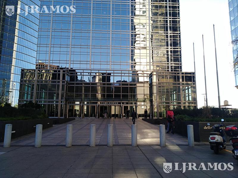 01-EXPLANADA DE INGRESO AL EDIFICIO