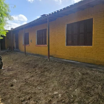 Vendo casa de 3 dormitorios con terreno de 1000 sobre Inter
