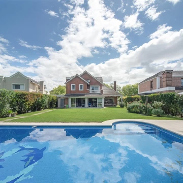 Venta casa de 5 ambientes con pileta, Barrio Cerrado Septiembre, Escobar