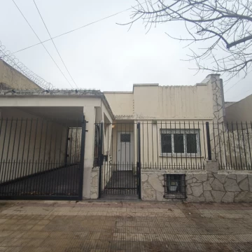 Venta | Casa | 4 ambientes | Longchamps