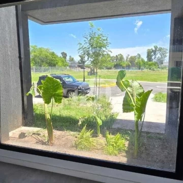 Casa  en Venta en Santa Sofía, Pilar del Este, Pilar