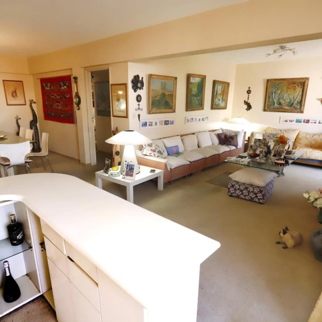 Venta Departamento 3 ambientes + dependencias y 4to ambiente.  Vista al Río