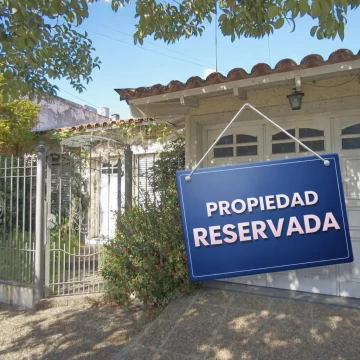 RESERVADA | Casa | Venta | 4 ambientes | Banfield