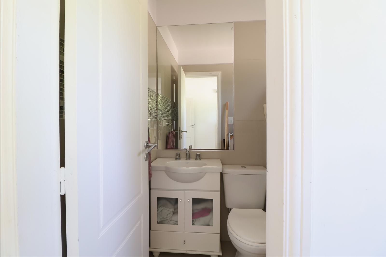 Baño completo de escritorio