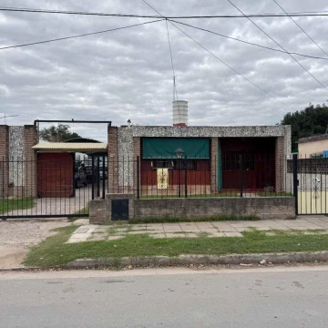 VENTA CASA CERRO NORTE 2 DORM CON GALPON