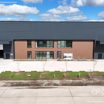 Galpón en alquiler 2.100m2 de Nave   200m2 de Oficinas - PITEC