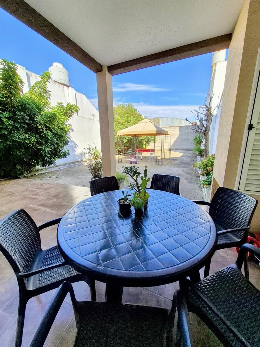 Casa de 2 dormitorios en Ramos Mejía, foto 3