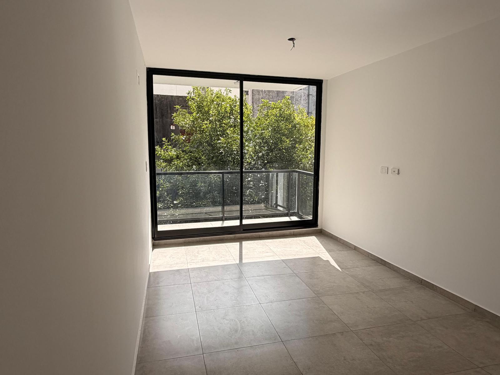 Venta depto monoambiente c/ balcón y amenities - Balvanera