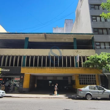 Cochera en Centro · vigilancia 24hs, Córdoba 1637