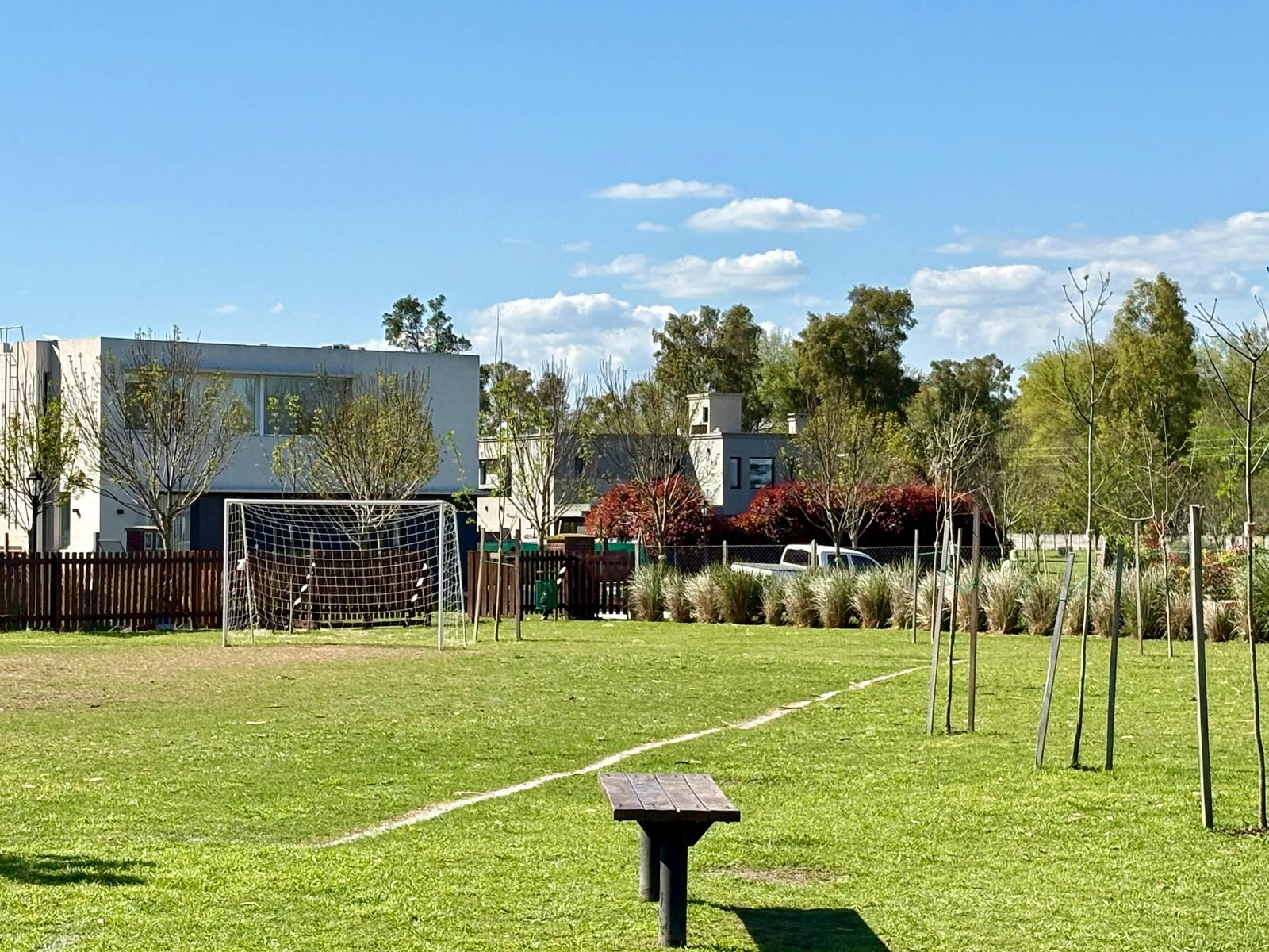 Plaza III
