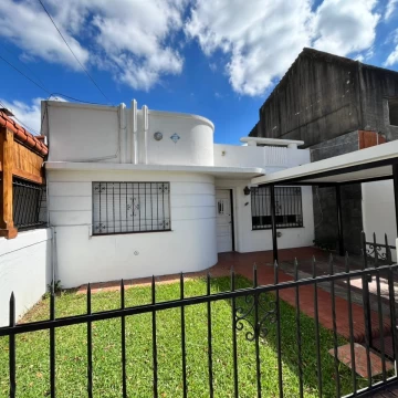 Casa en alquiler en Fisherton Rosario Excelente