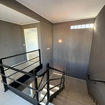 1775855350.jpg
