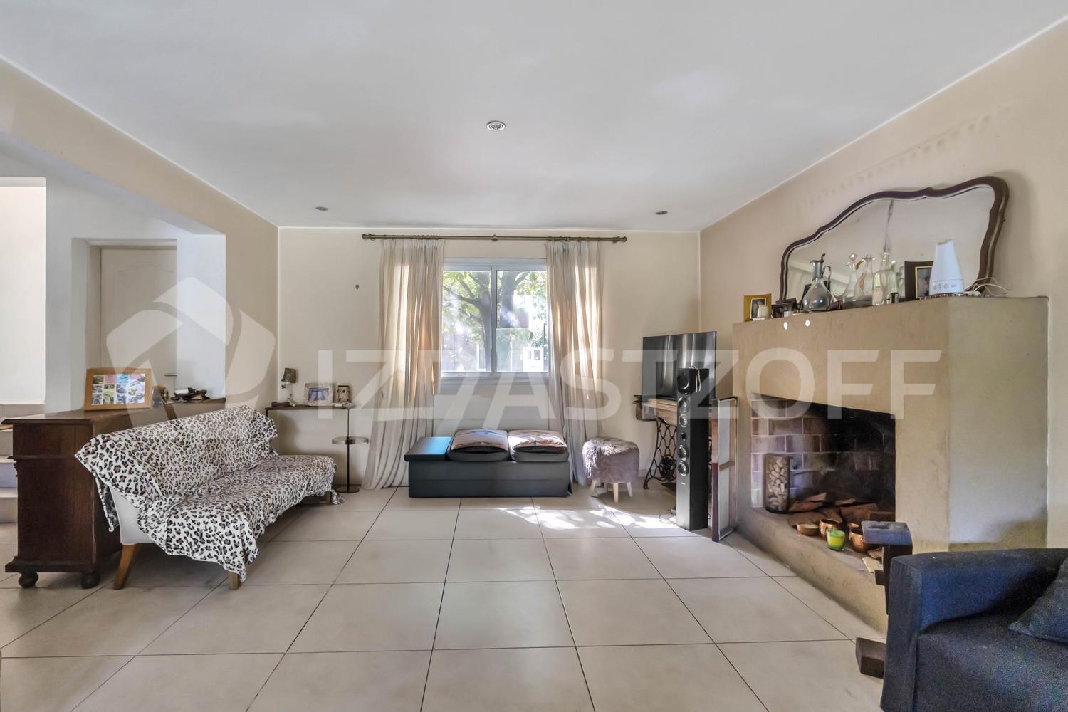 Excelente casa en venta en barrio cerrado Las Orquídeas - se acepta propiedad en pago - 4
