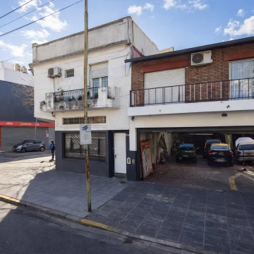 Local Venta en avenida de los constituyentes 4200