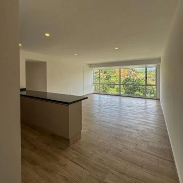Departamento en venta en Sayabes, Bosque Real 