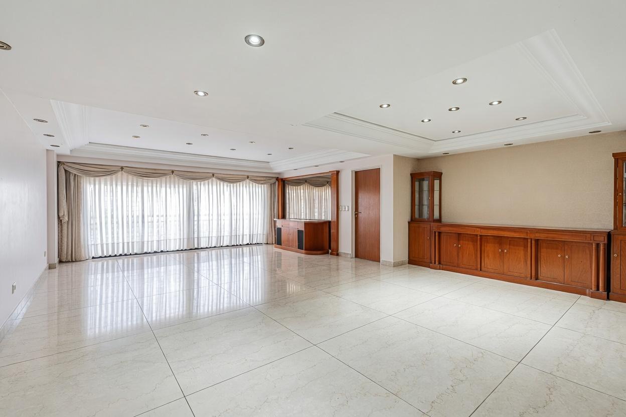Departamento de 4 dormitorios en Flores, foto 4