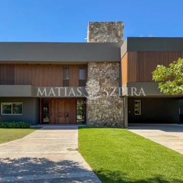 Propiedad 7 ambientes premium en Terravista
