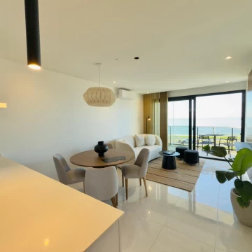 Venta Semipiso de 3 ambientes frente al mar a estrenar