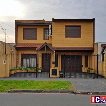 Casa 5 ambientes Ituzaingó Norte venta