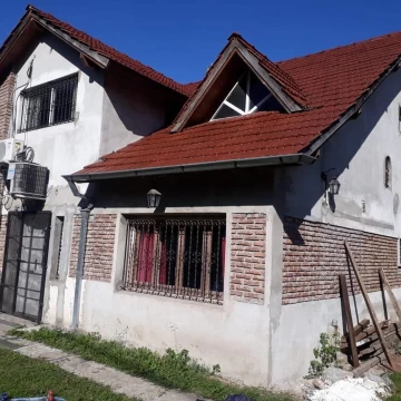 Casa amplio terreno - Ideal  complejo duplex venta