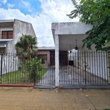 Casa americana 3 ambientes venta  Ituzaingo Norte