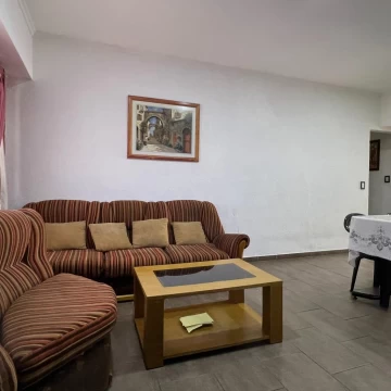 Casa dos dormitorios venta Ituzaingo norte