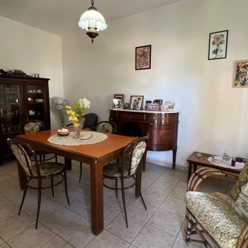 Casa dos dormitorios venta Ituzaingo norte