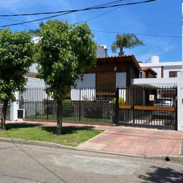 casa 5 ambientes venta Ramos Mejia