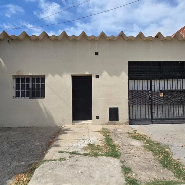 Casa 5 ambientes deposito Ituzaingo norte Buenos Aires
