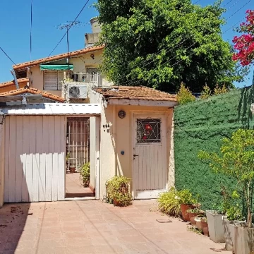 Casa 3 ambientes venta Ituzaingó Norte