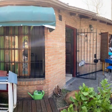 Casa Ph 3 ambientes venta Ituzaingó Norte