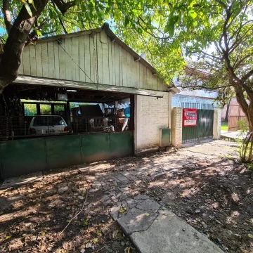 Casa con dependencia Ituzaingó Norte venta