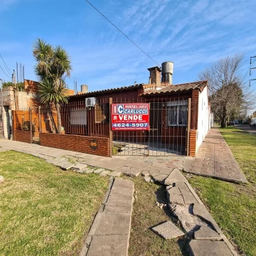 Chalet 4 ambientes Venta Ituzaingó Norte
