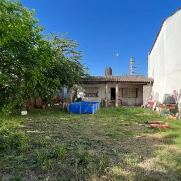 Casa refaccionar amplio terreno ituzaingo